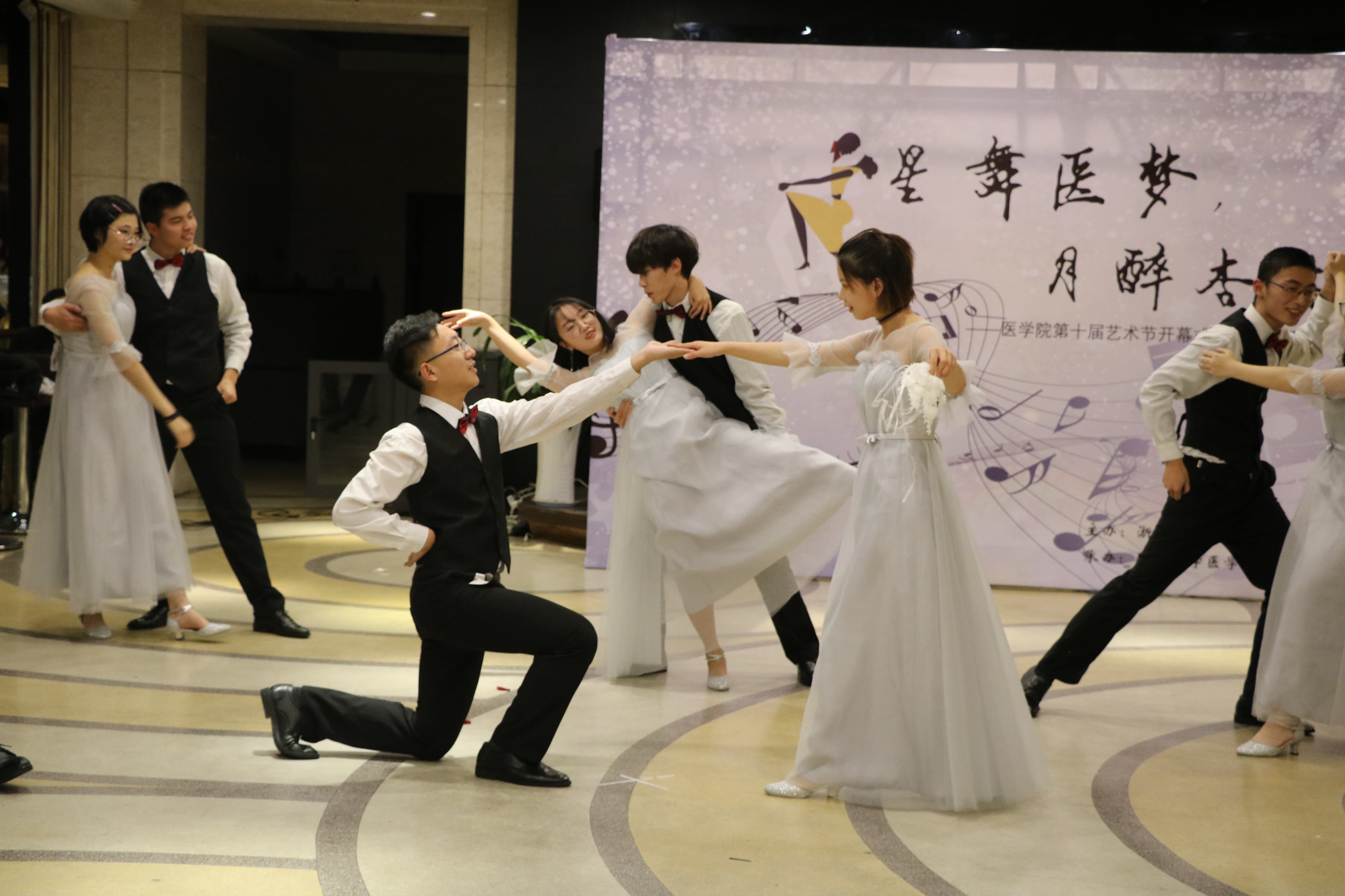 1544507674355098.jpg 1544507674355098.jpg